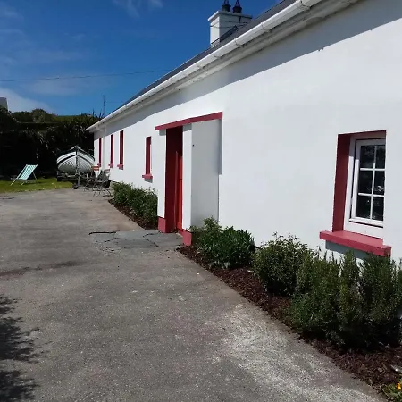 The Red Door Bed & Breakfast Donegal Town