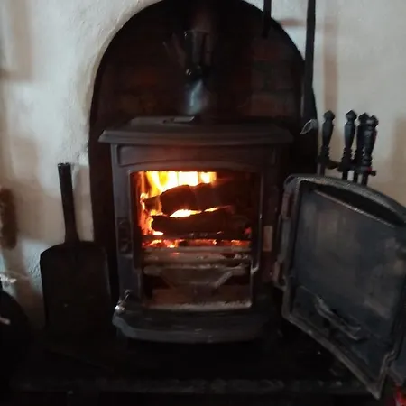 The Red Door Bed & Breakfast Donegal Town