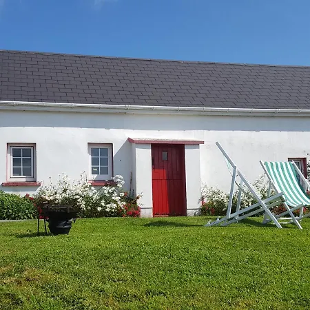 The Red Door Bed & Breakfast *