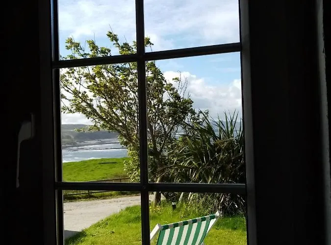 Hotel The Red Door *