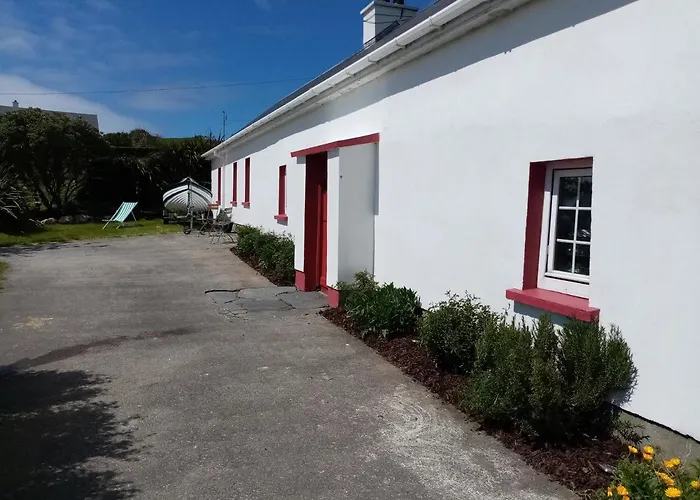 The Red Door Hotel Donegal Town